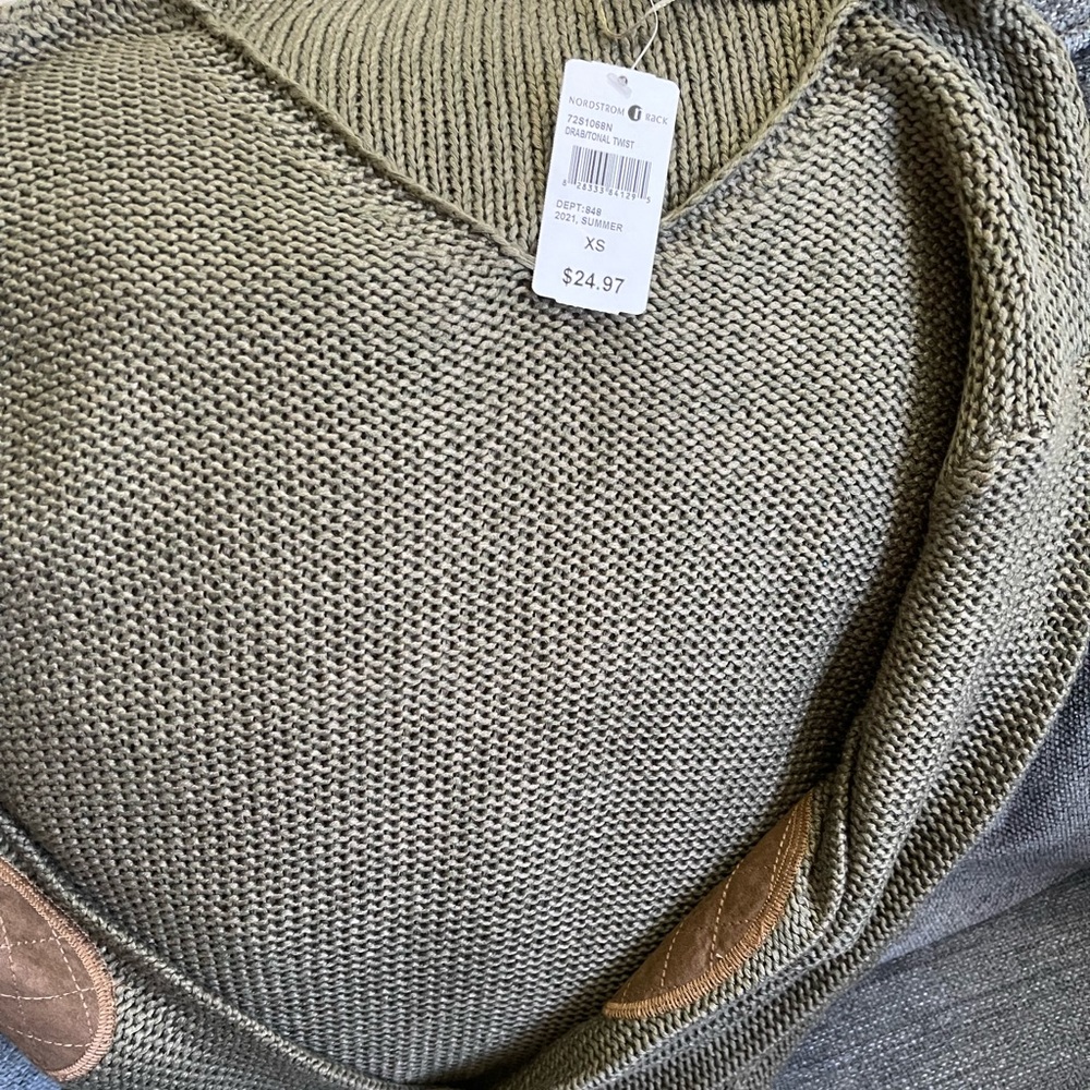 RDI knit shirt brand new